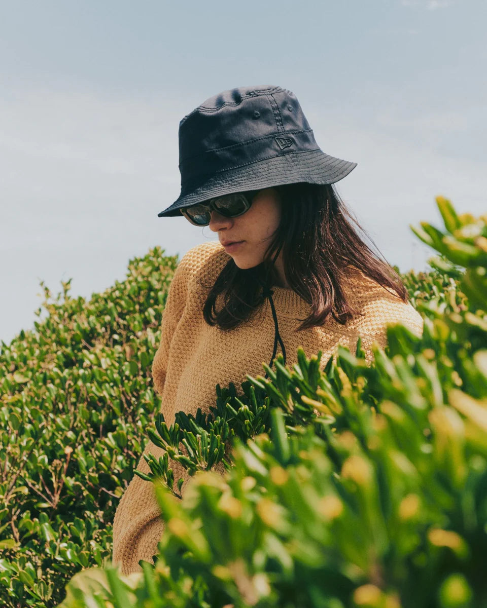 NEW ERA / BUCKET01 REVERSIBLE PACKBLE Softness of Nature directed by Keiko Hitotsuyama