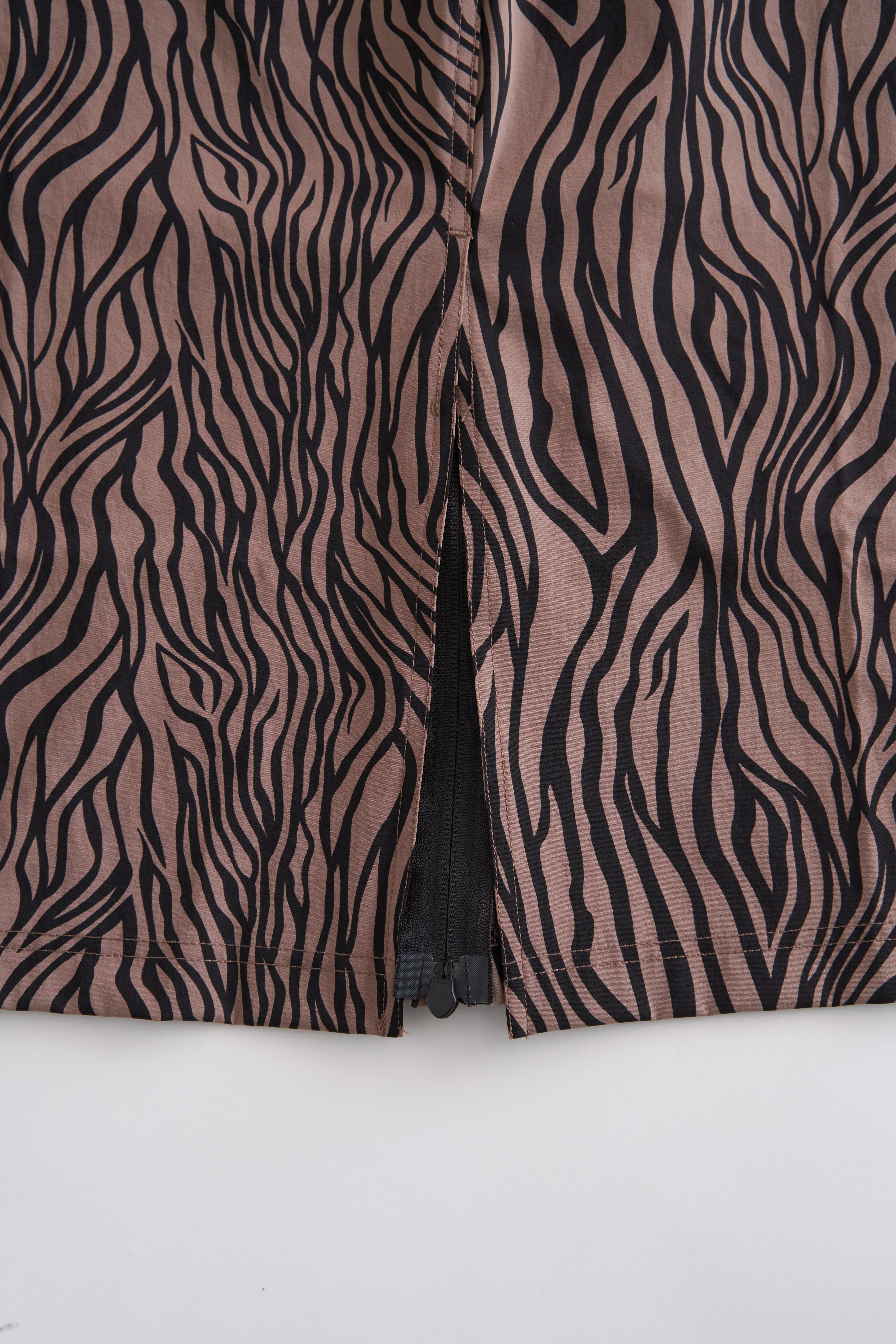 THOUSAND MILE / SALOPETTE SKIRT