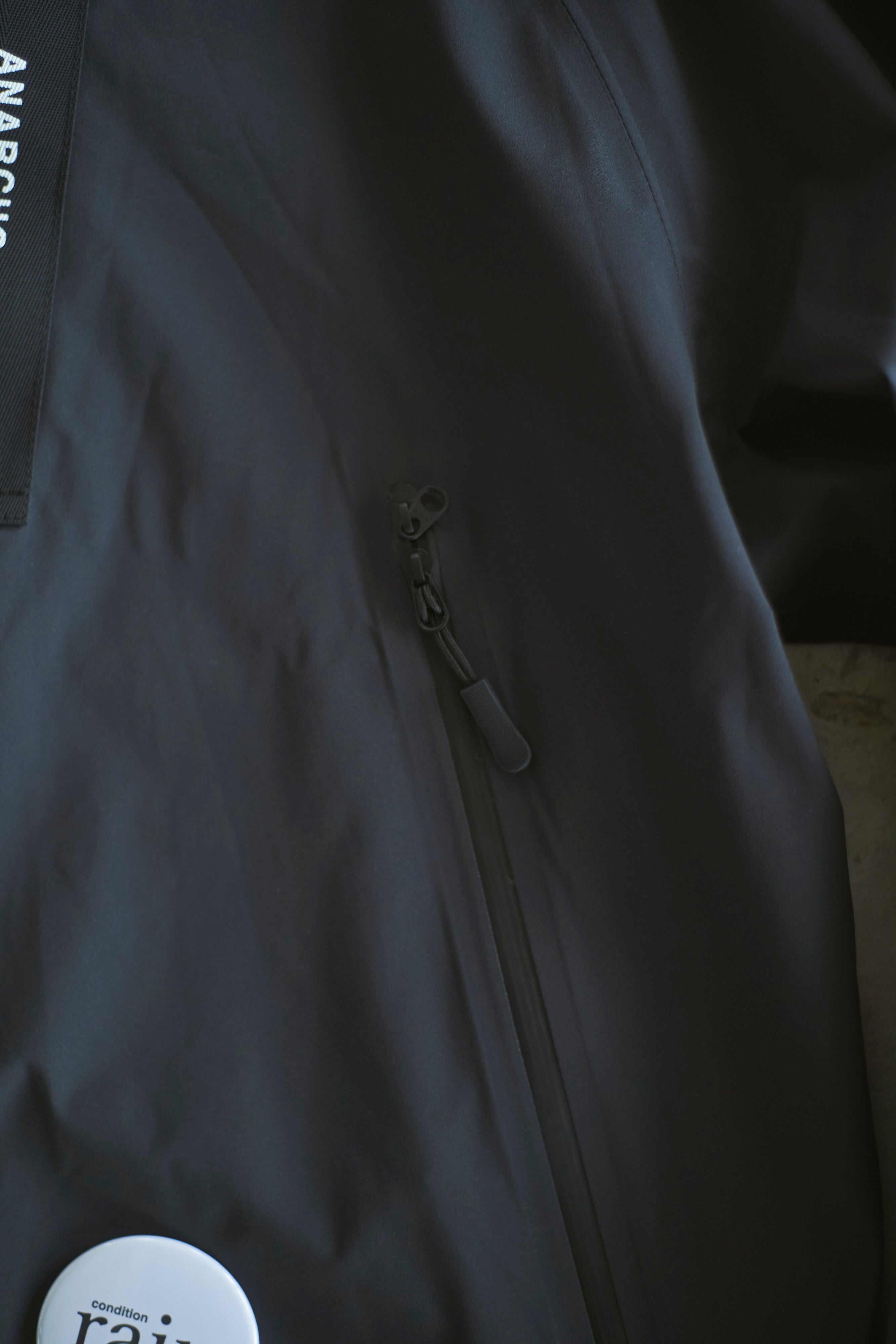 Mountain Research / I.D. Parka