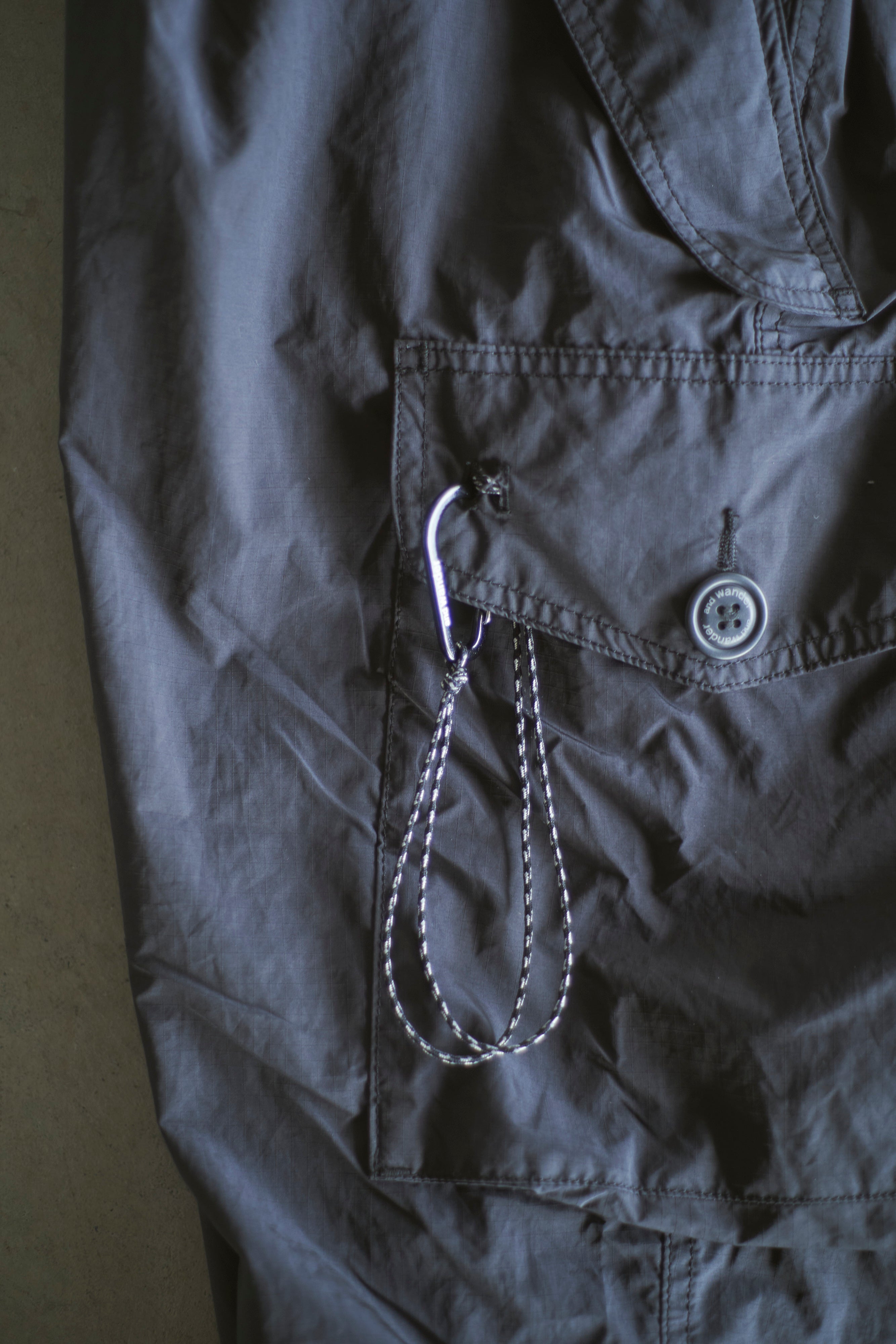 andwander / oversized cargo pants