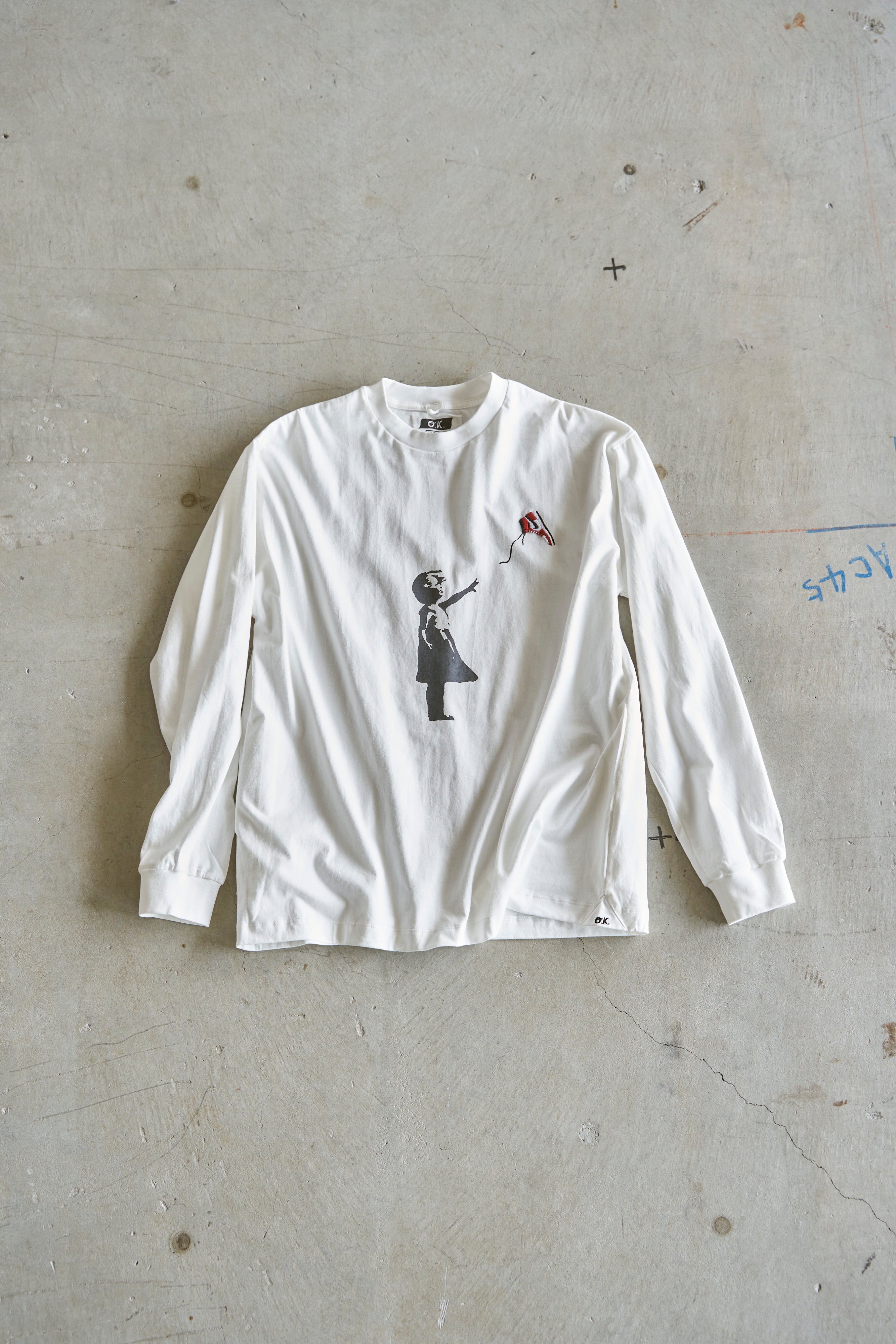 AJ1 feat. Banksy L/S TEEシャツ種類オーバーサイズ