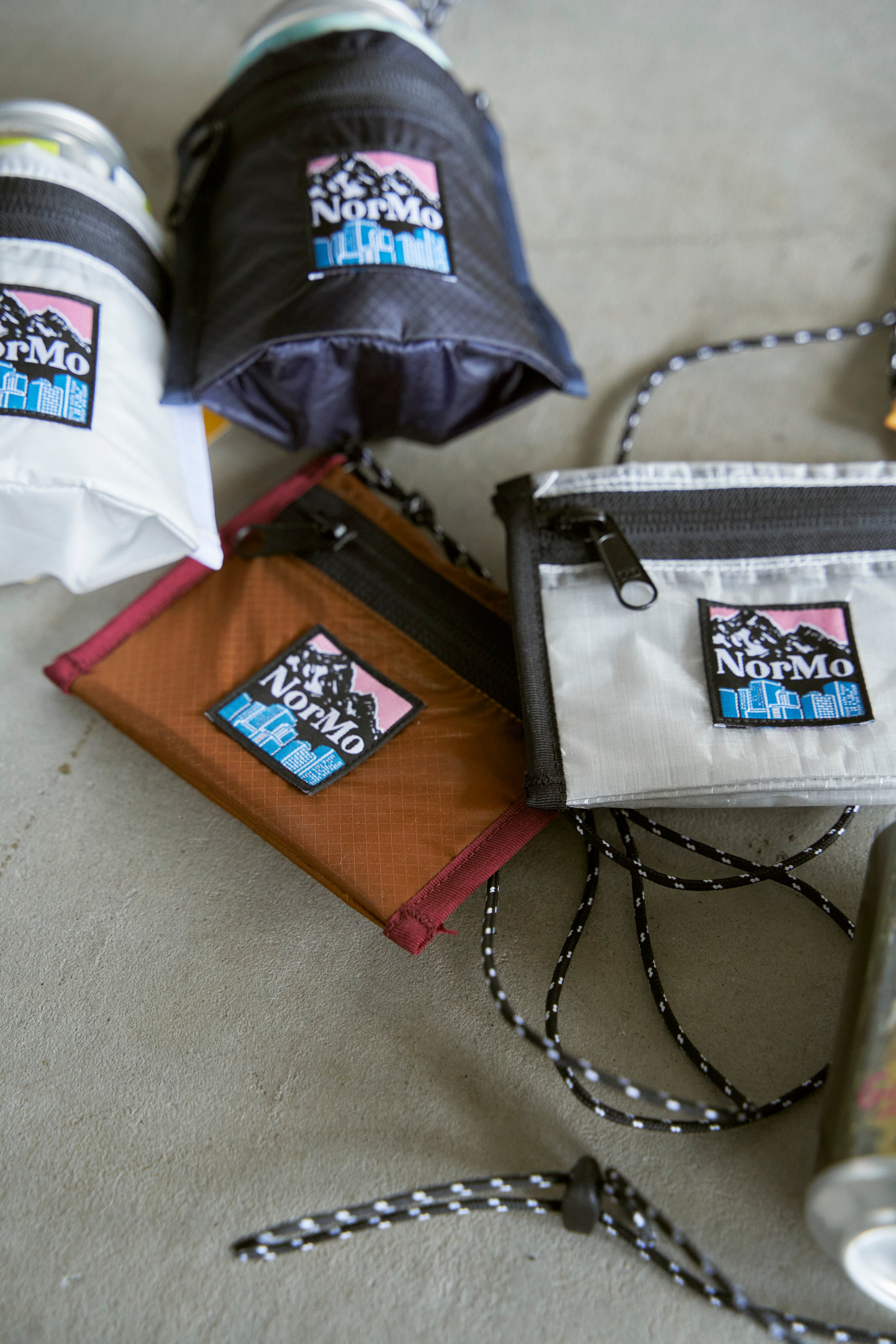 cobmaster× NorMo/別注クージーサコッシュ