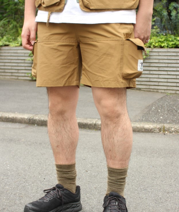 grn outdoor / TEBURA SHORTS