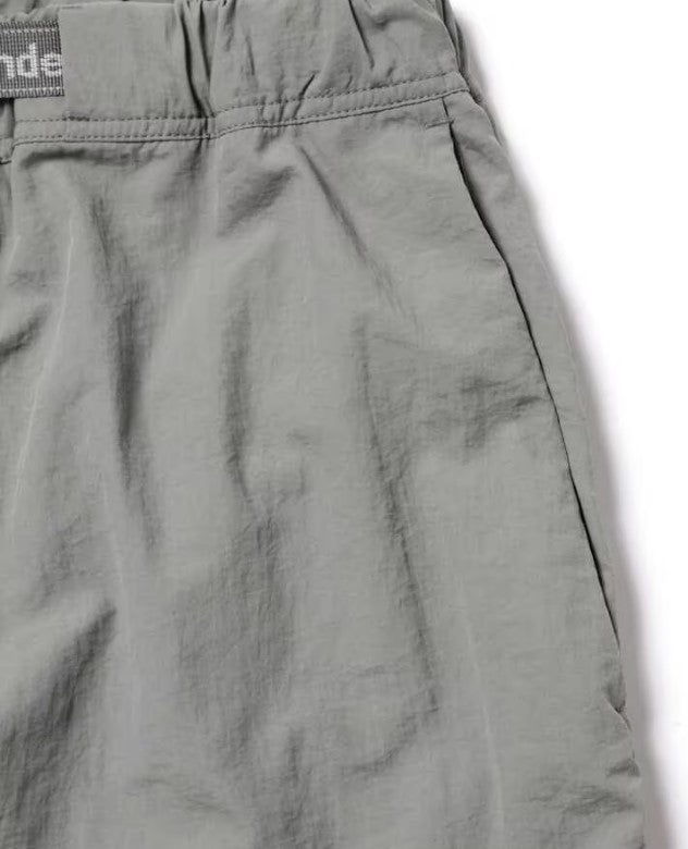 and wander / Ny taffeta hiker pants