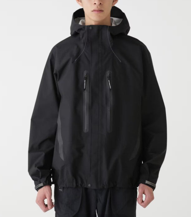 and wander / 2.5L hiker rain jacket
