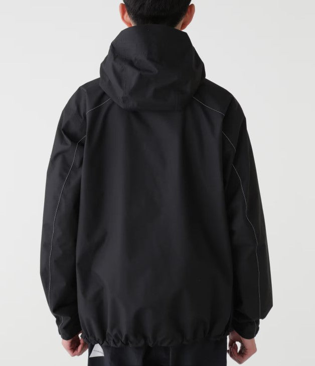 and wander / 2.5L hiker rain jacket