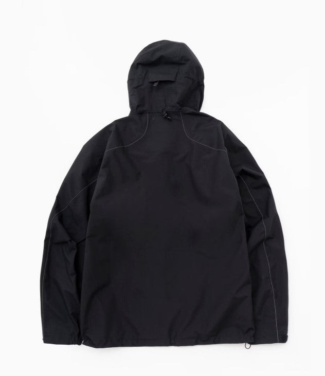and wander / 2.5L hiker rain jacket