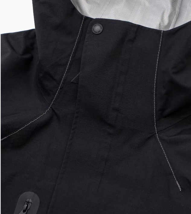 and wander / 2.5L hiker rain jacket
