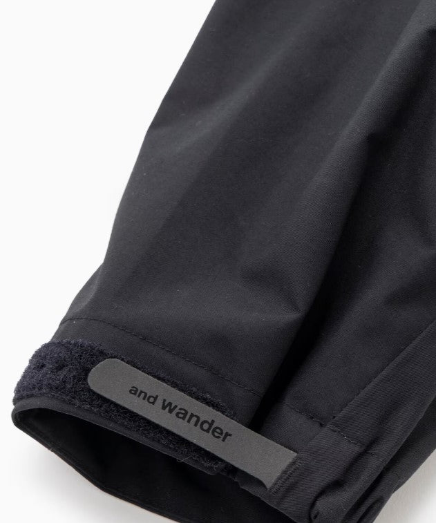 and wander / 2.5L hiker rain jacket