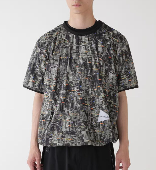 and wander / PERTEX printed wind T