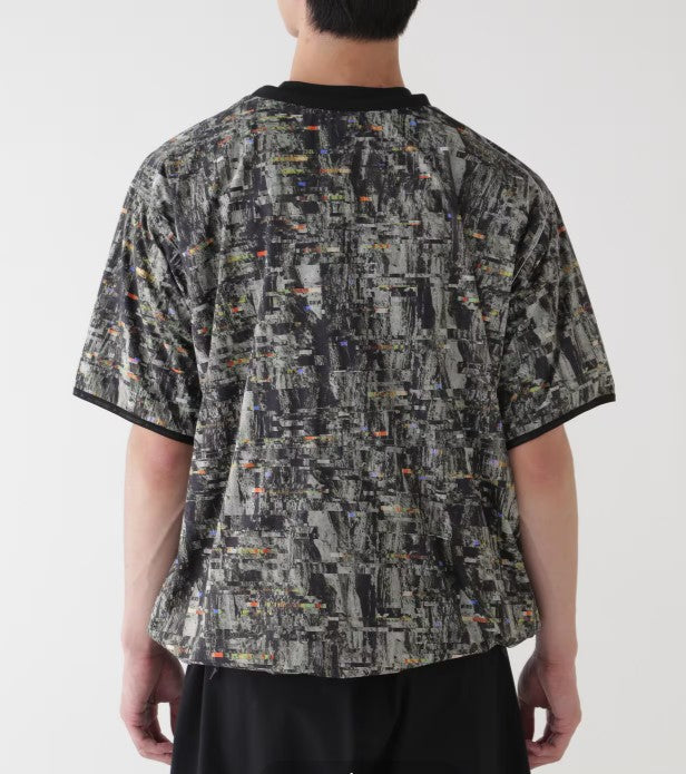 and wander / PERTEX printed wind T