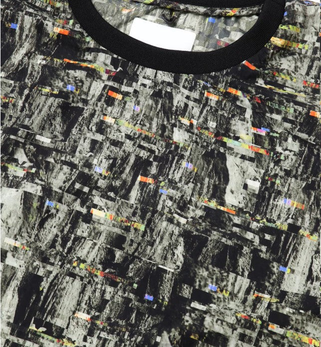 and wander / PERTEX printed wind T