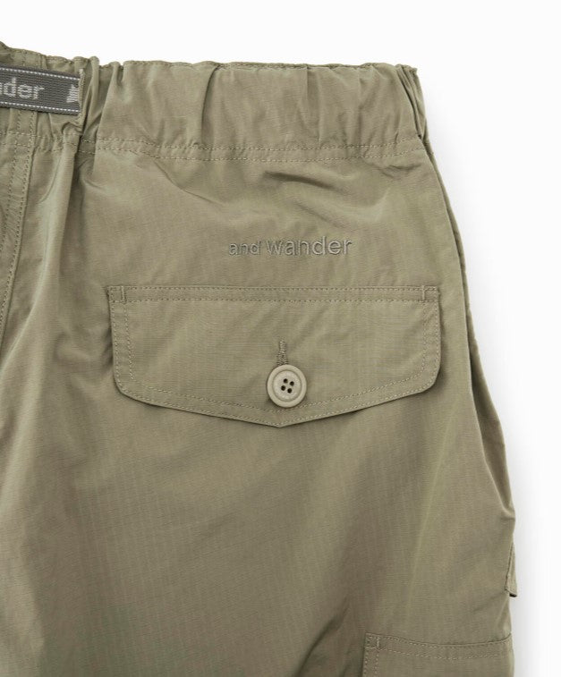 and wander / oversized cargo pants