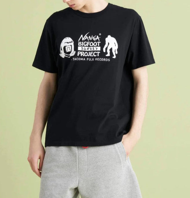 NANGA / NANGA x TACOMA FUJI RECORDS BIGFOOT SURVEY PROJECT LOGO TEE