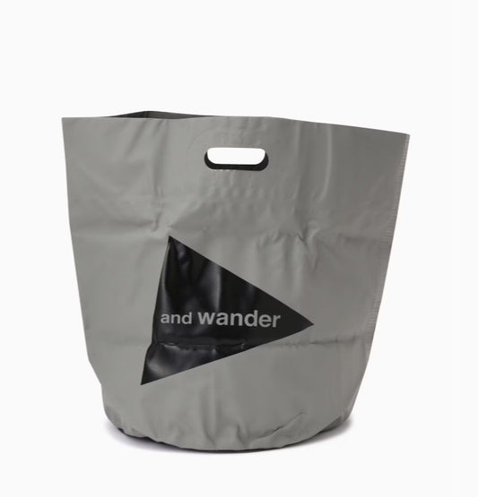 and wander / storage bucket 35L