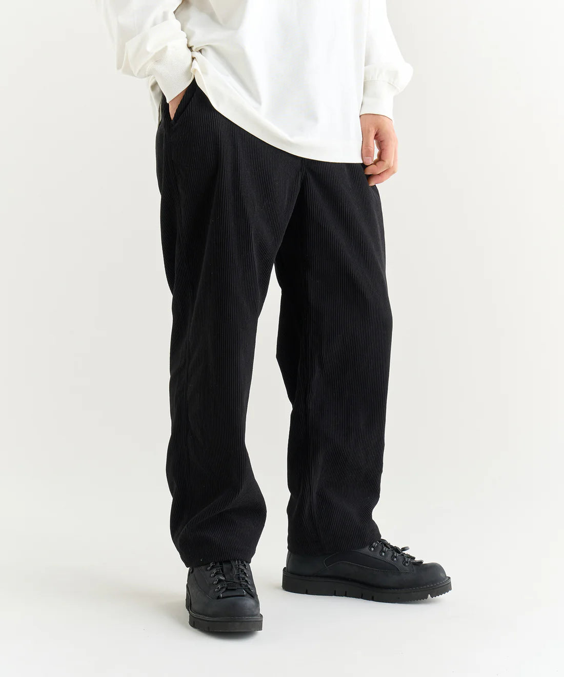 NANGA / CORDUROY CLIMBING PANTS