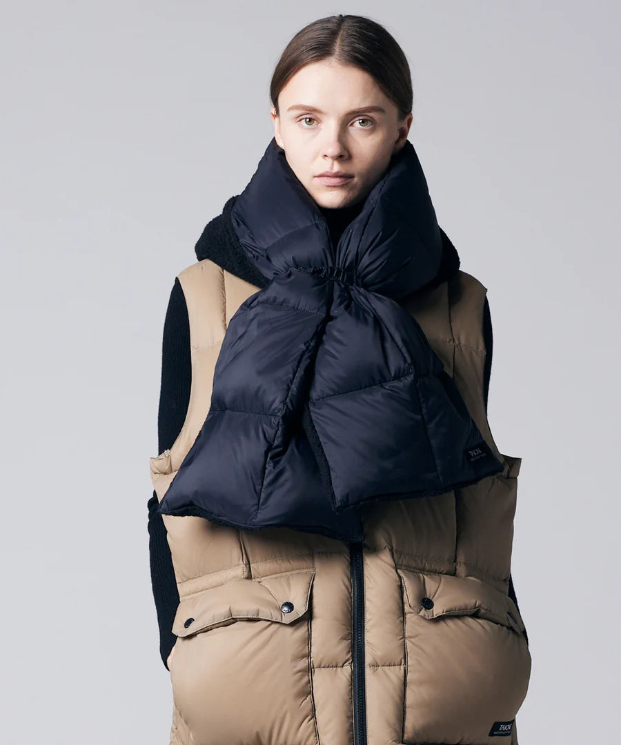 TAION / MOUNTAIN VOLUME DOWN SCARF