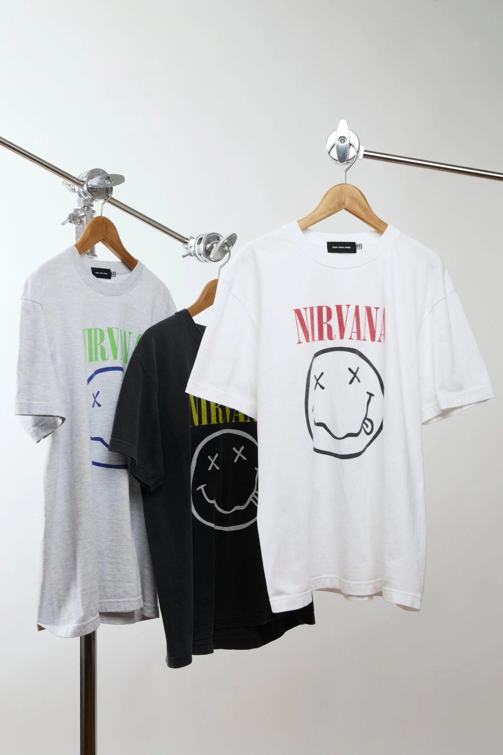 GOOD ROCK SPEED / NIRVANA SMILE T-SHIRT