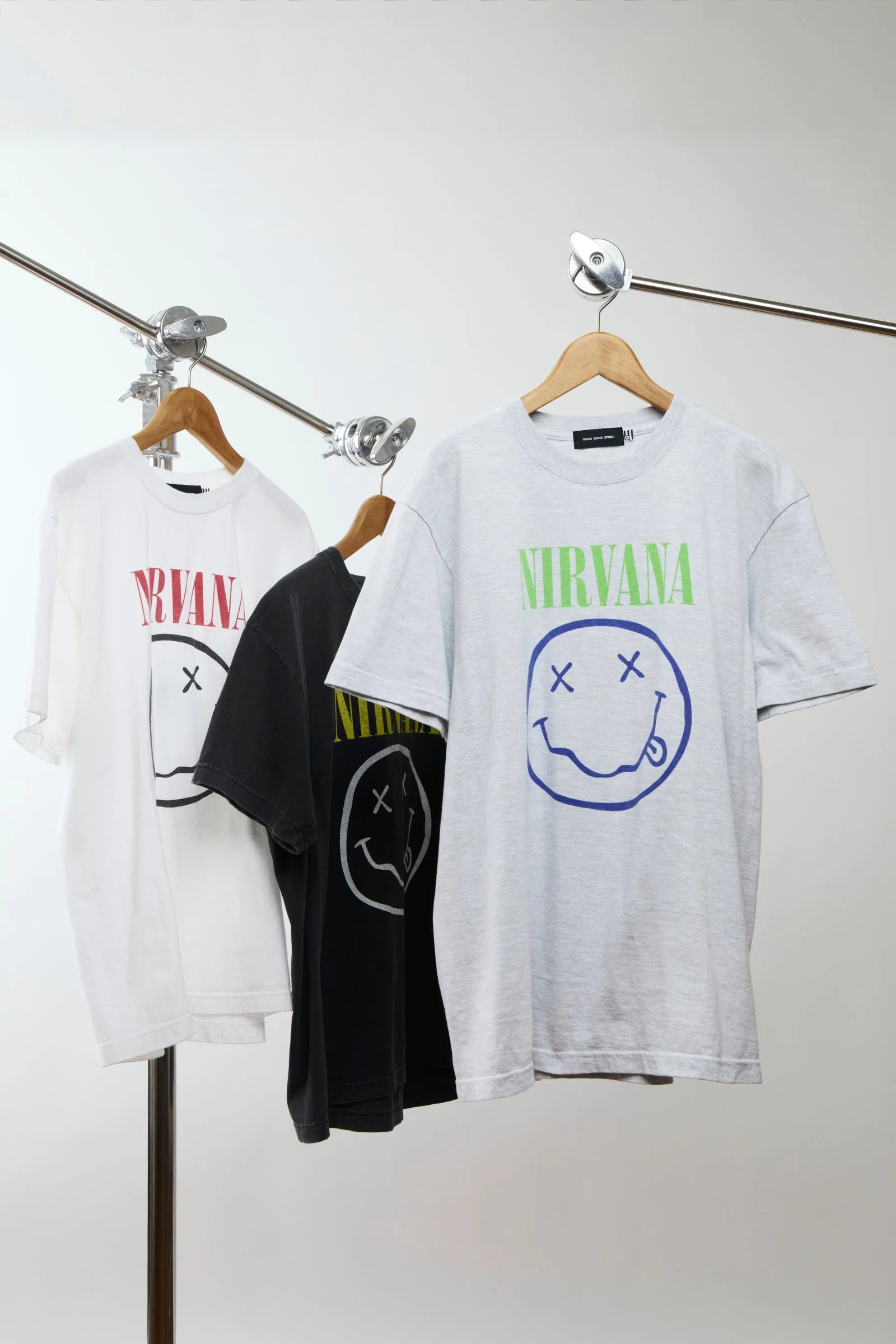 GOOD ROCK SPEED / NIRVANA SMILE T-SHIRT