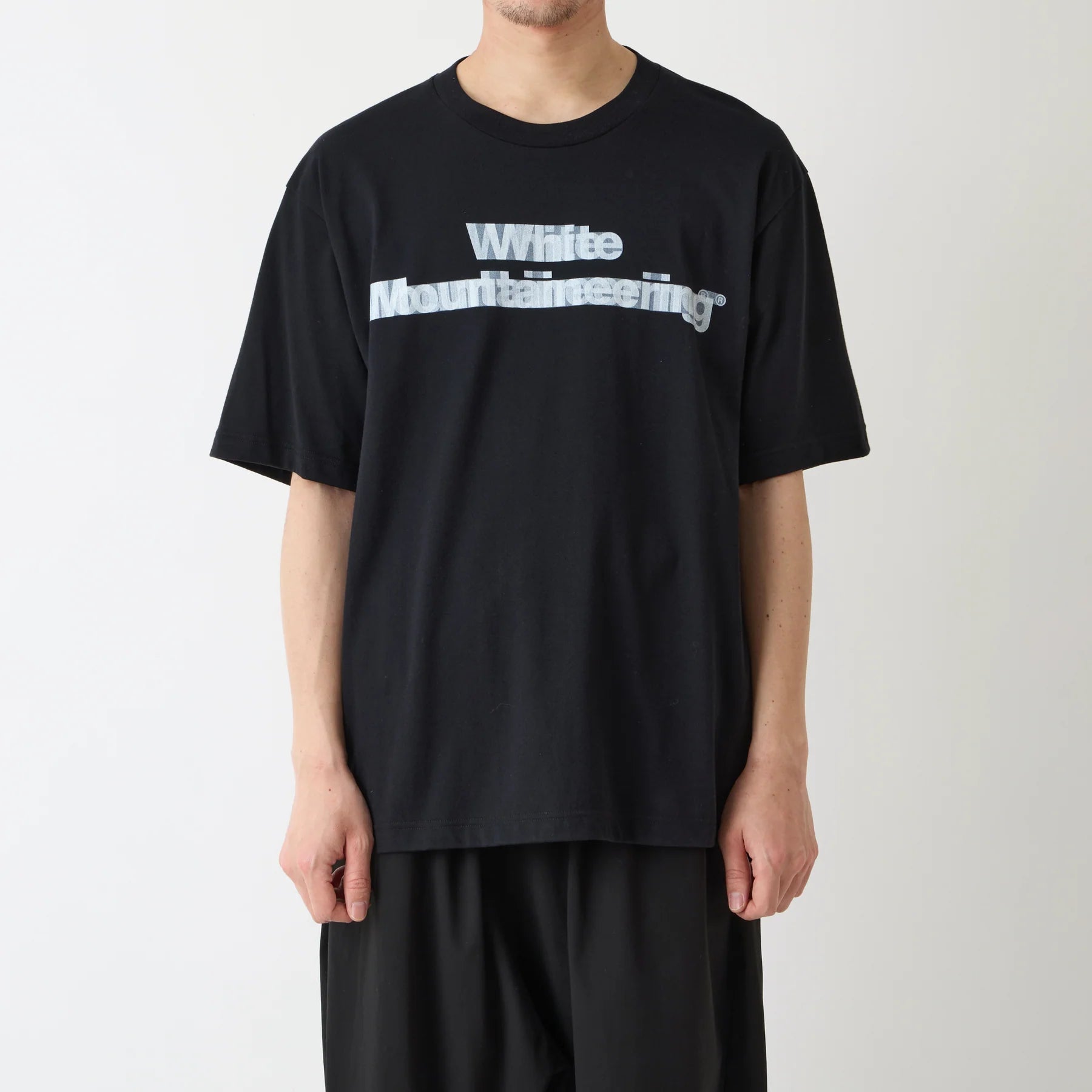 White Mountaineering / MOVING LOGO T-SHIRT
