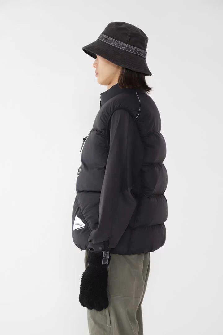 and wander / GRAMICCI × and wander down vest