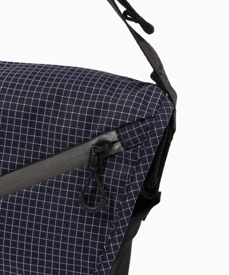 and wander / ocean rip messenger bag