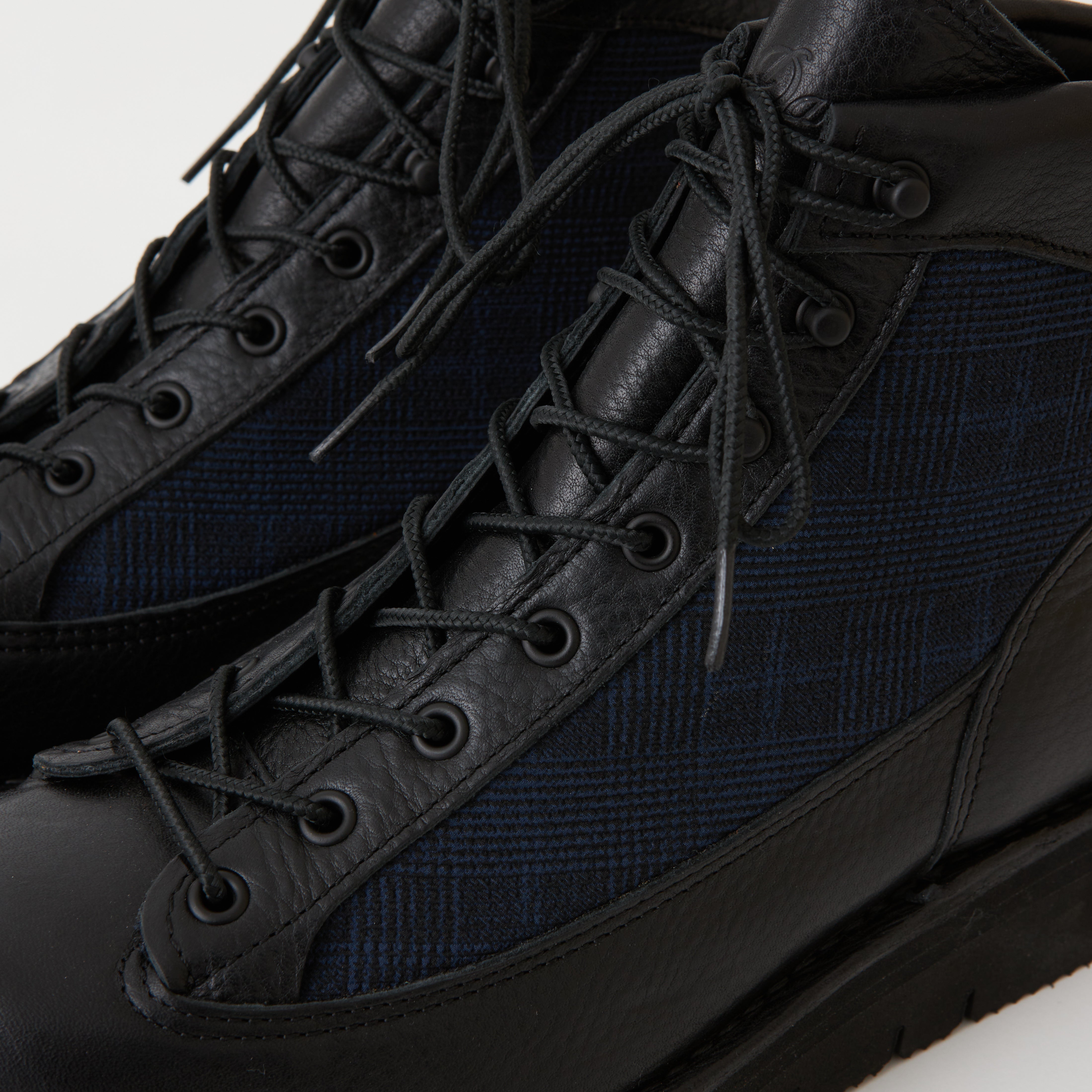 White Mountaineering / WM x DANNER "WASHOUGUL"