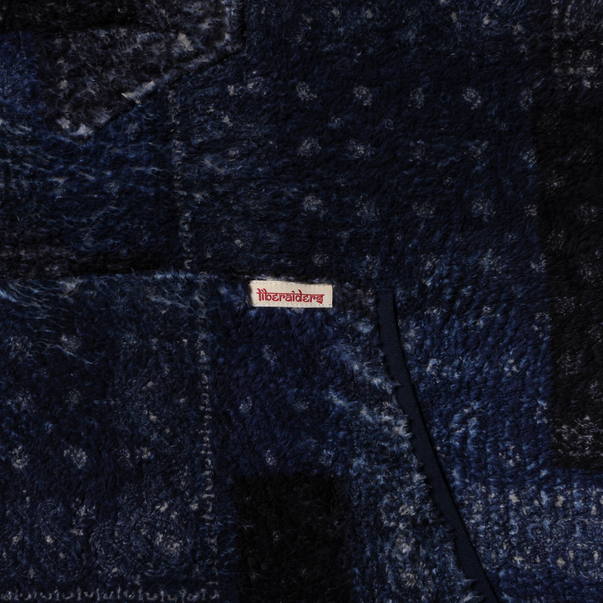 Liberaiders / BANDANA PILE FLEECE HOODIE