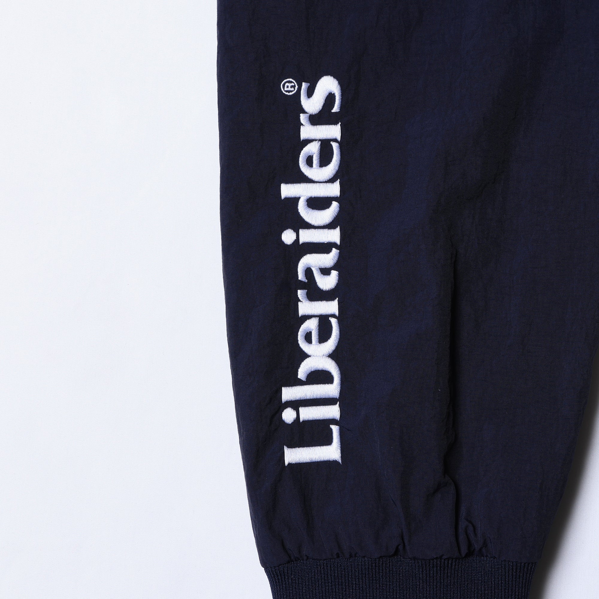 Liberaiders / LR NYLON CREWNECK