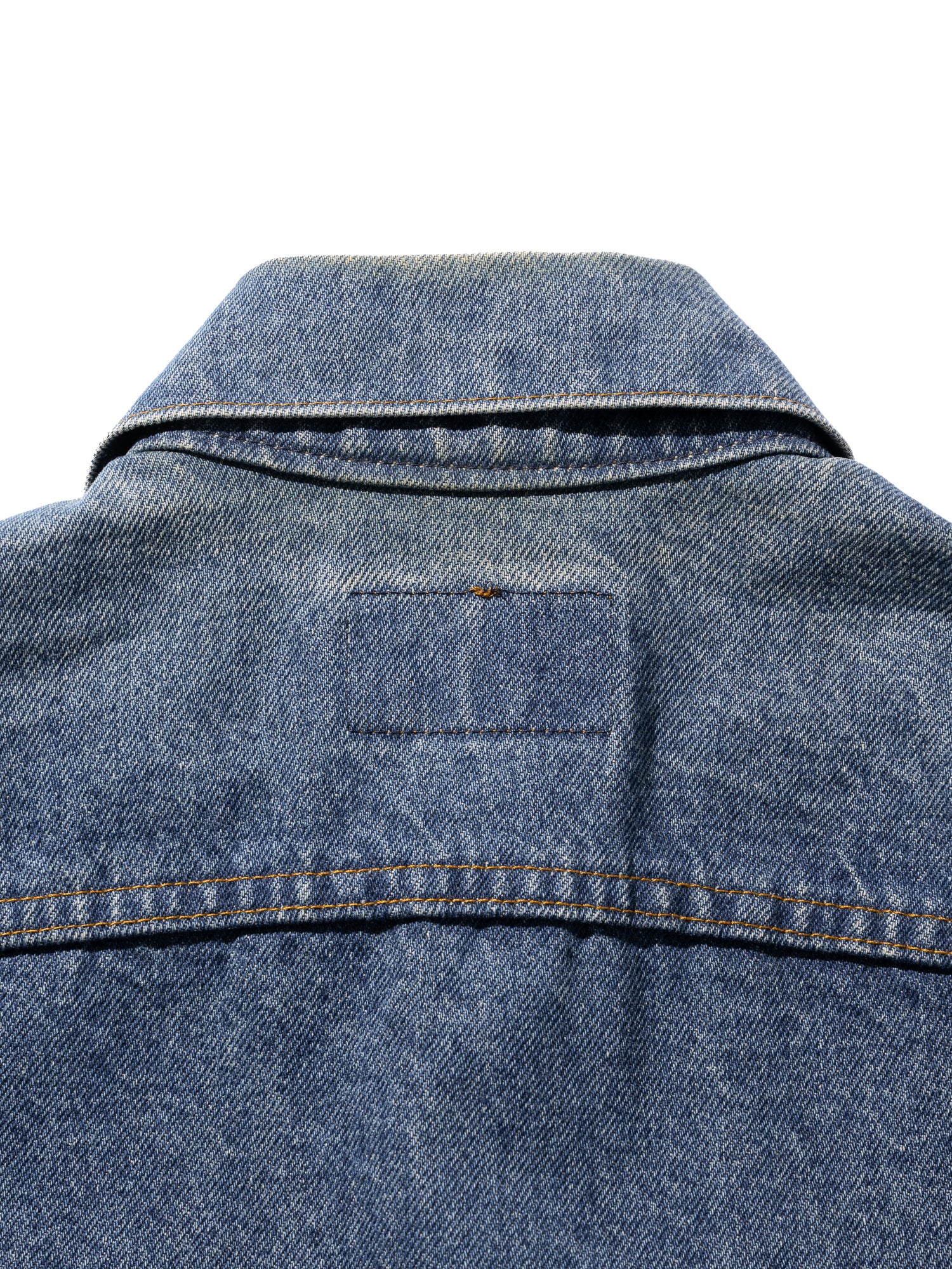 FJ select / LEVI’S 70506/ trackerjacket
