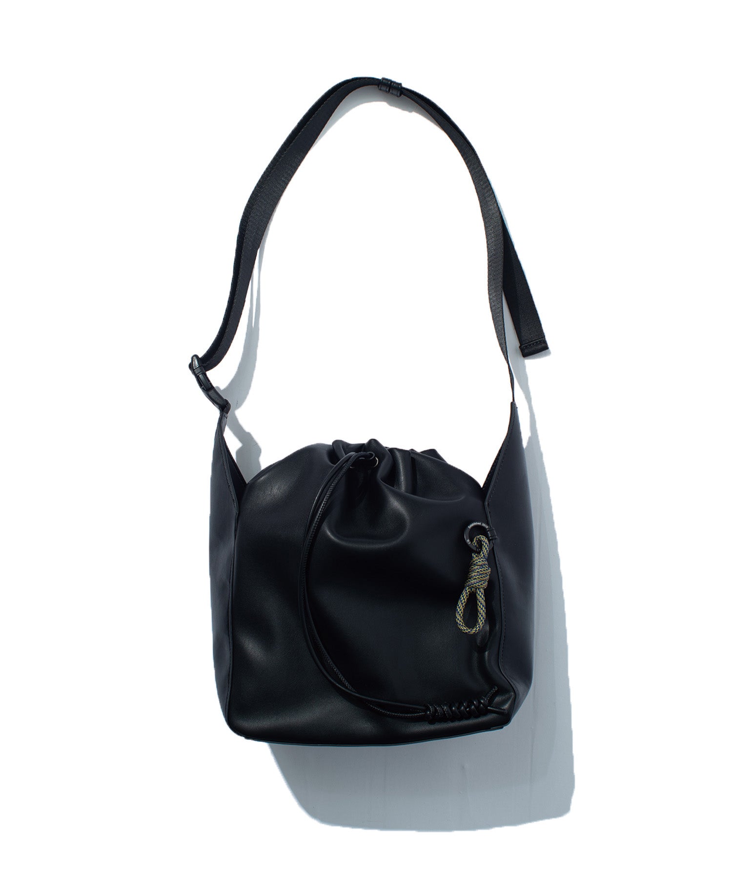 F/CE. / TECH LEATHER DRAWSTRING SHOULDER