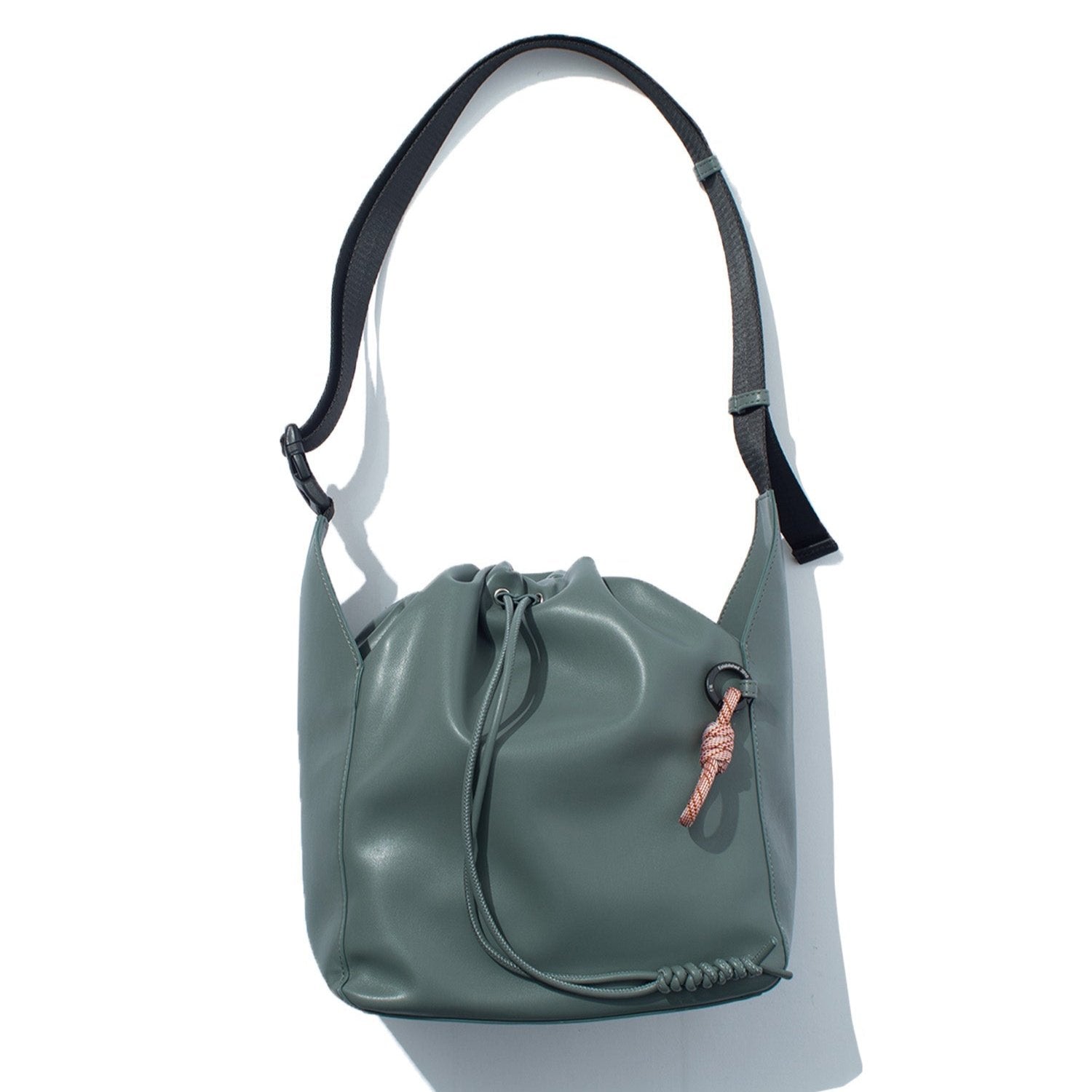 F/CE. / TECH LEATHER DRAWSTRING SHOULDER