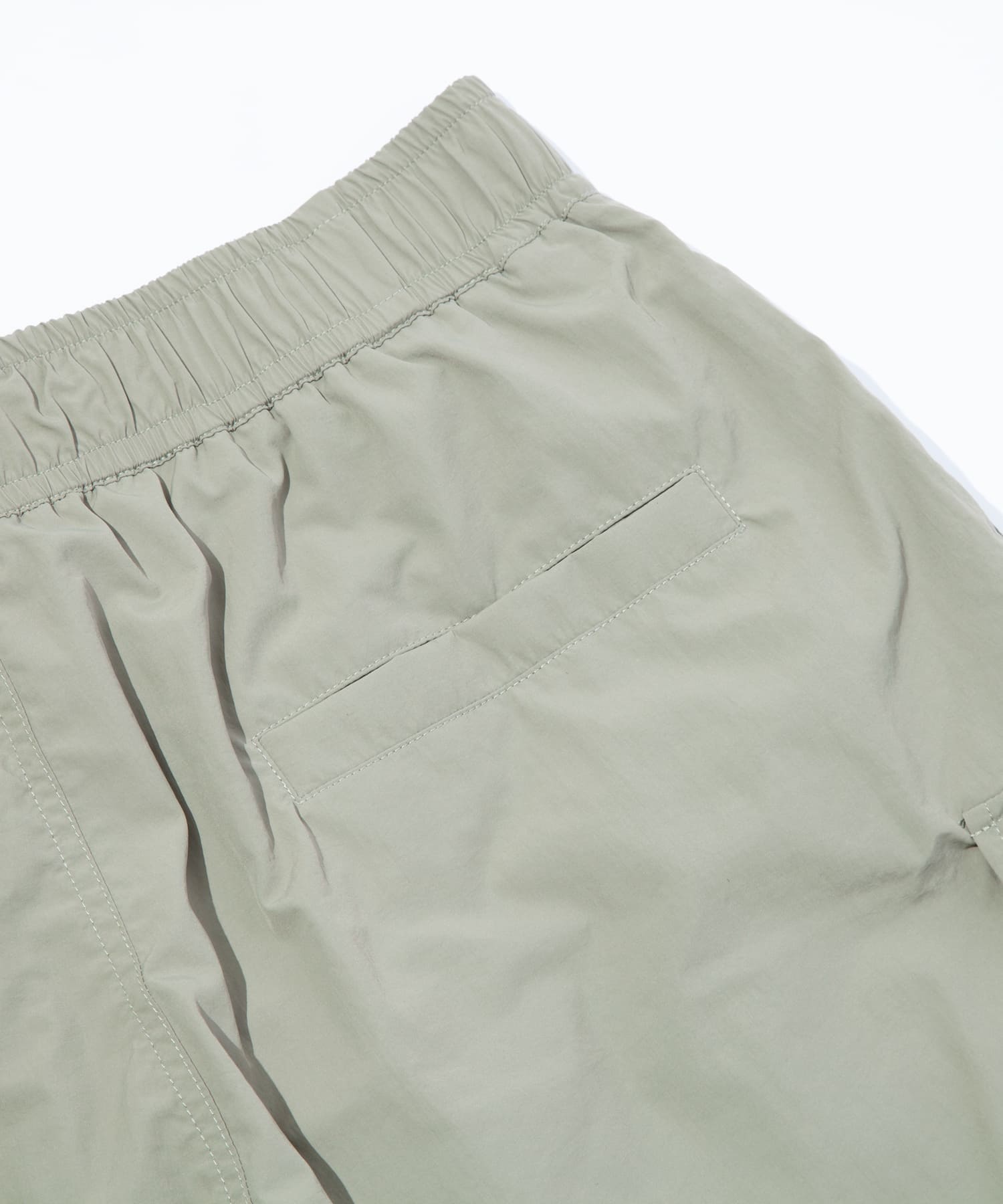 F/CE. / RISING CARGO SHORTS