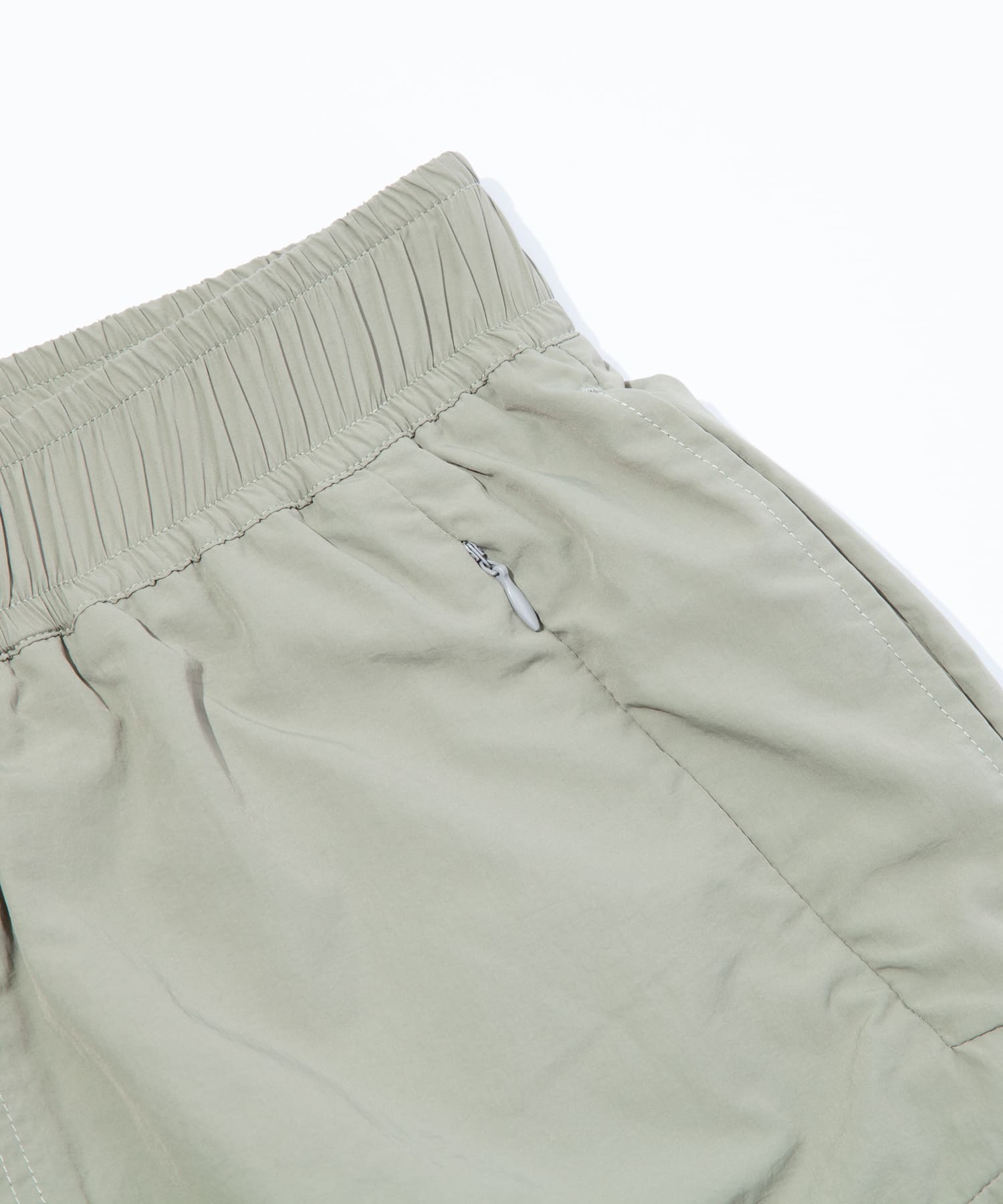 F/CE. / RISING CARGO SHORTS