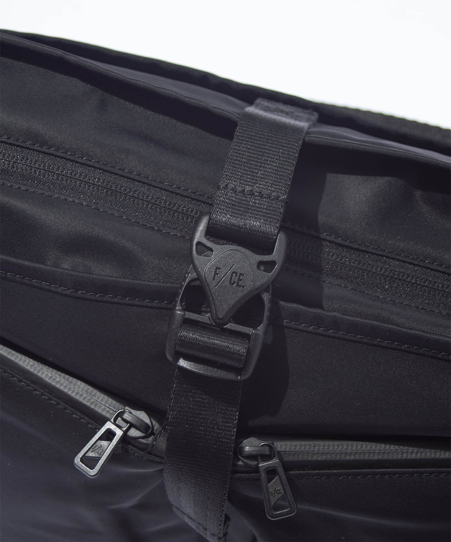 F/CE. / RECYCLE TWILL COURIER SHOULDER / エフシーイー リサイクル ツイル クーリエ ショルダー