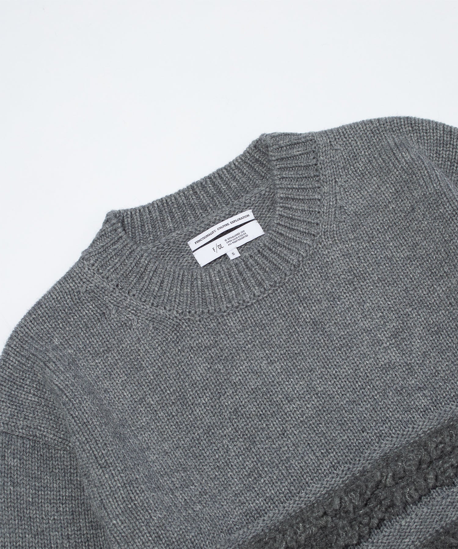 F/CE. / DUAL TEXTURE SHIFTED LINES KNIT
