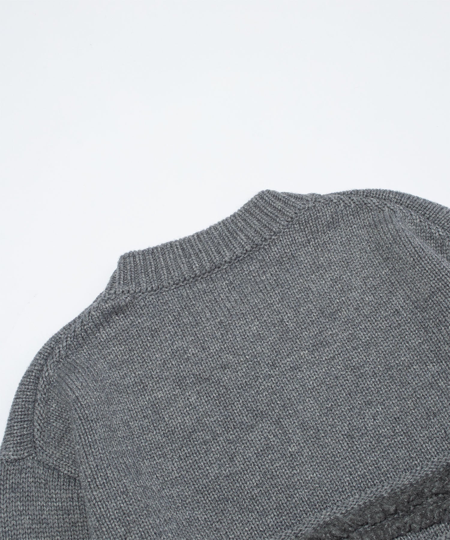 F/CE. / DUAL TEXTURE SHIFTED LINES KNIT