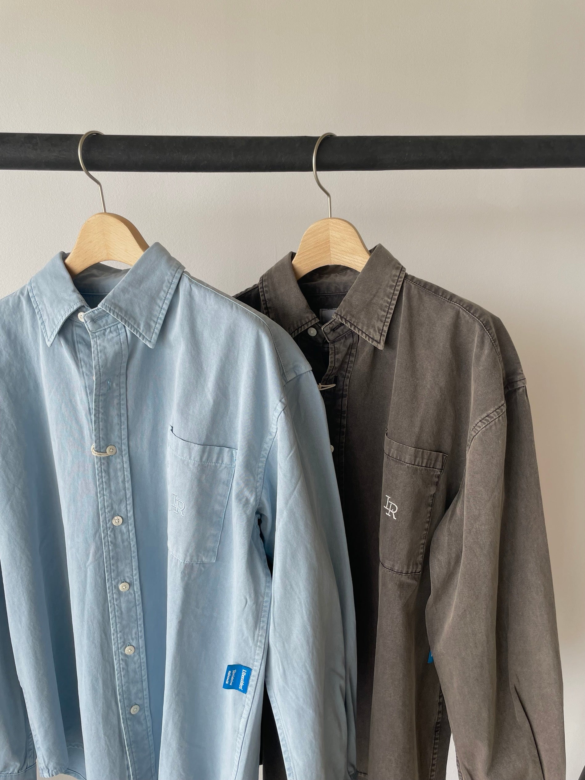 Liberaiders / GARMENT DYED OXFORD SHIRT