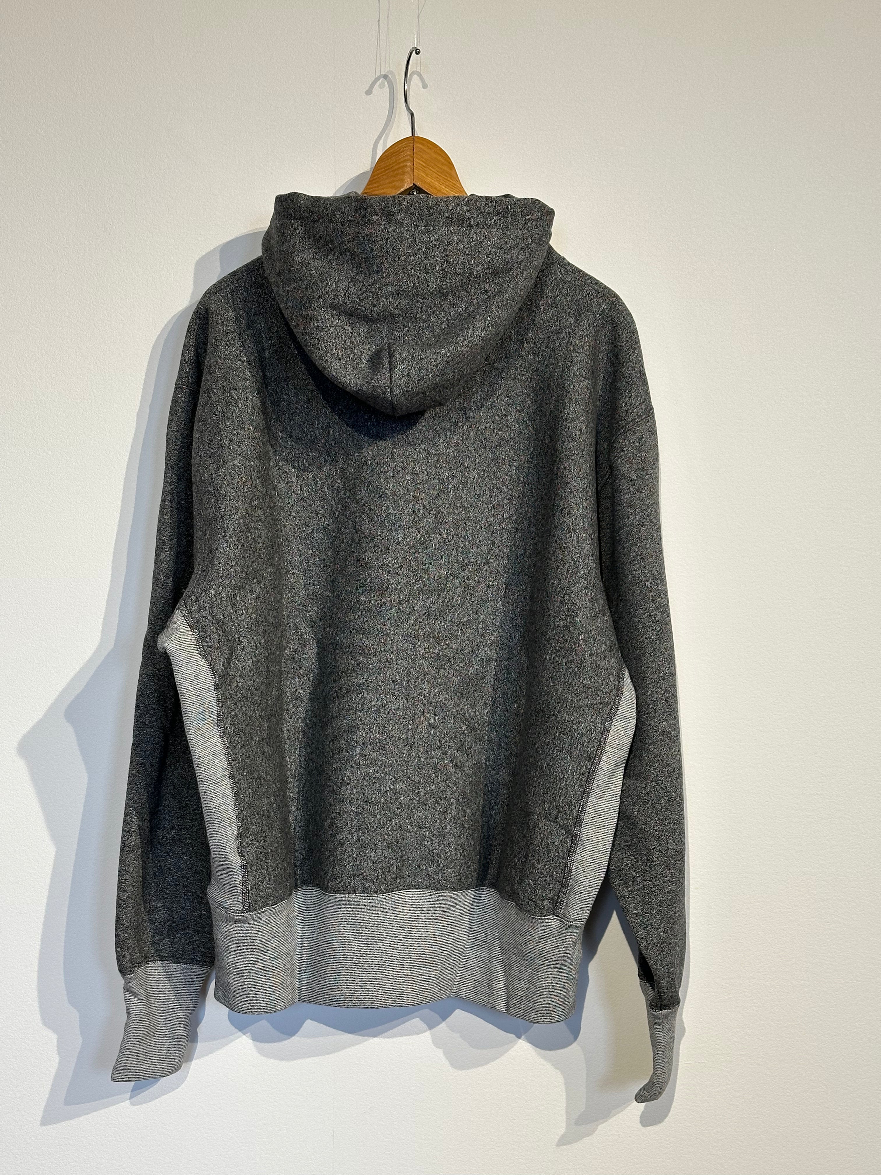Healthknit / locker weghit sweat FOODIE