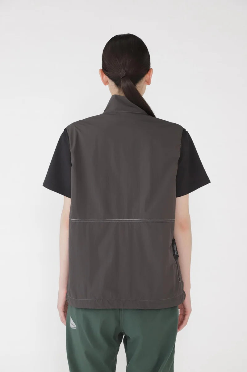 and wander / GRAMICCI × and wander brushed nylon vest