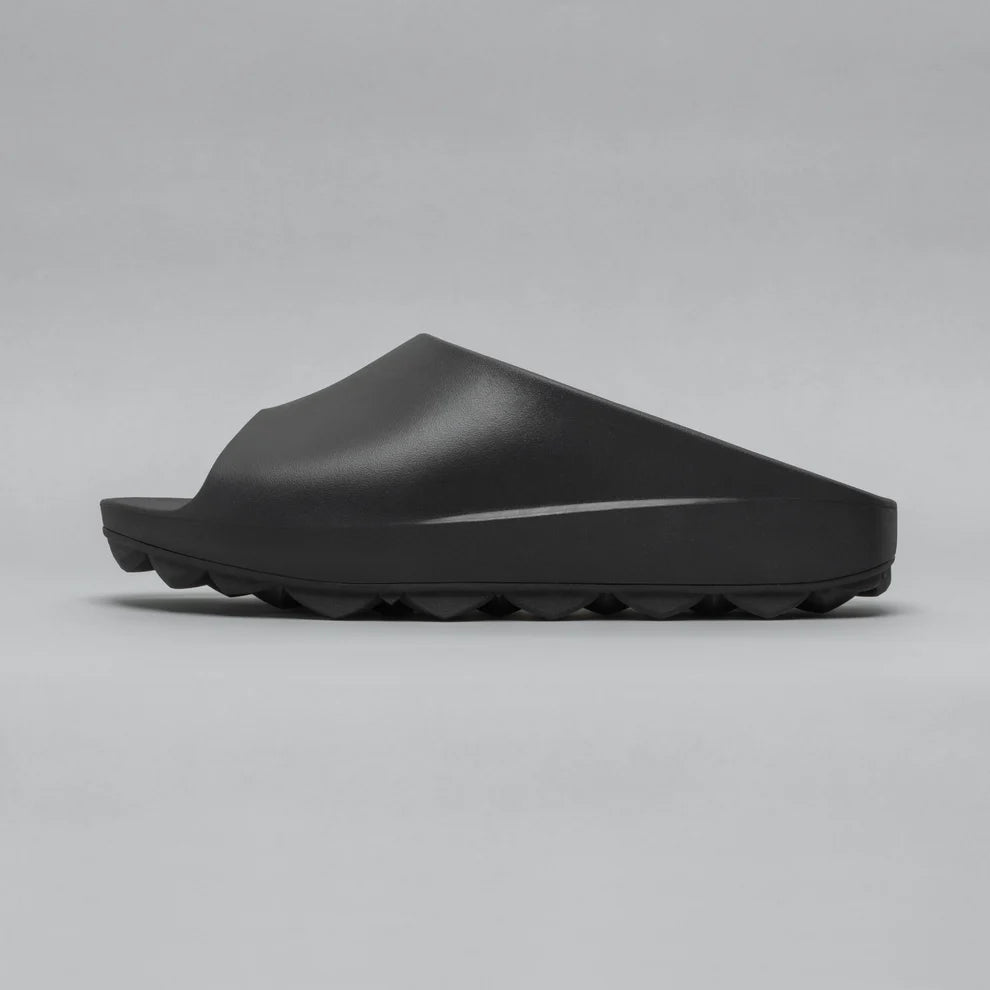 PPACO / LUX-2(AIR STUDDED SOLE®)