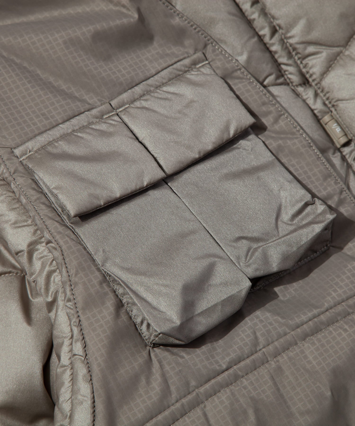 F/CE. / DETACHABLE SLEEVE PADDING JK