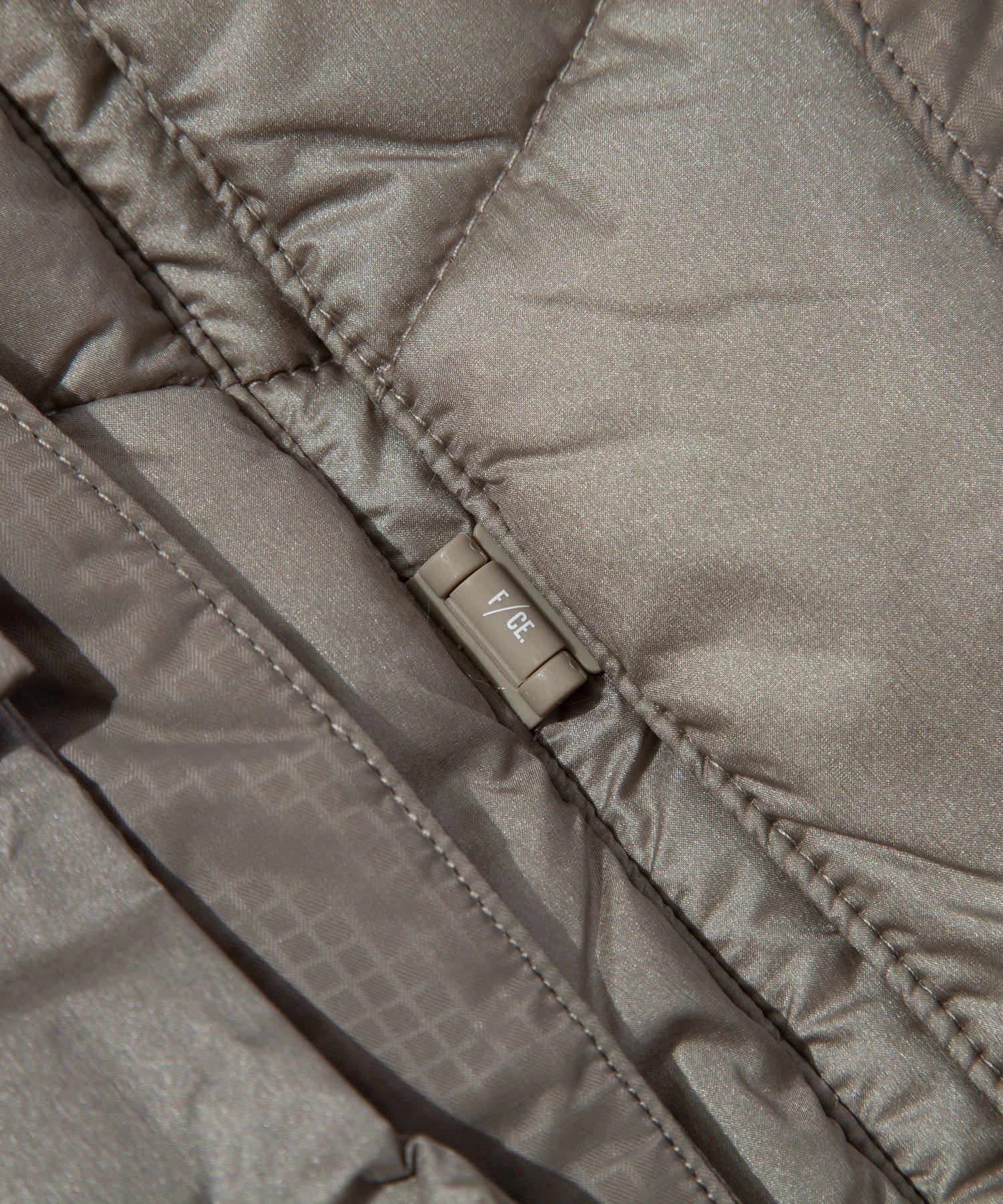 F/CE. / DETACHABLE SLEEVE PADDING JK