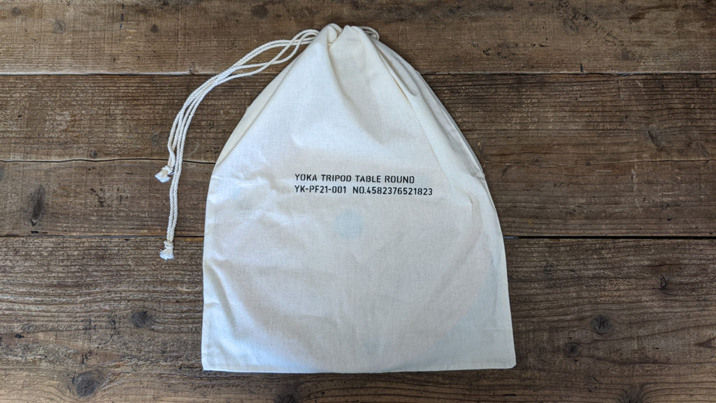 YOKA / TRIPOD TABLE ROUND
