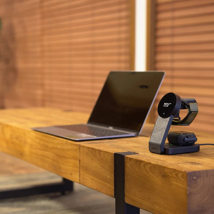 ROOT CO. / PLAY EZ Fold - 3 in 1 Magsafe Charging Station (ブラック)