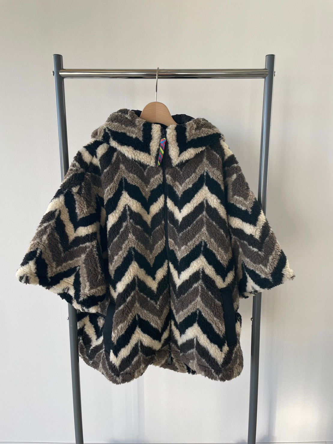 Y(dot) BY NORDISK / THM FLEECE HOODIE is-ness x Y(dot) BY NORDISK