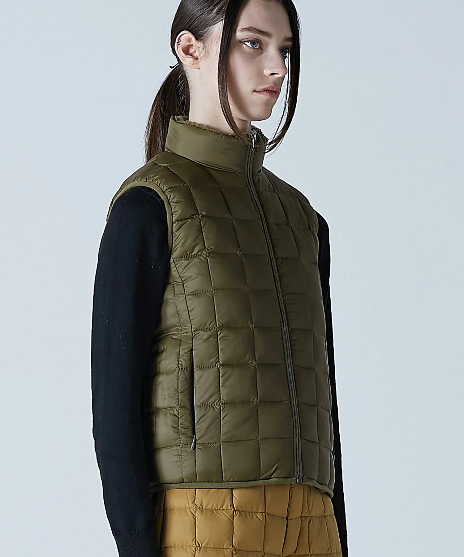 TAION / "DOWN x BOA" REVERSIBLE VEST