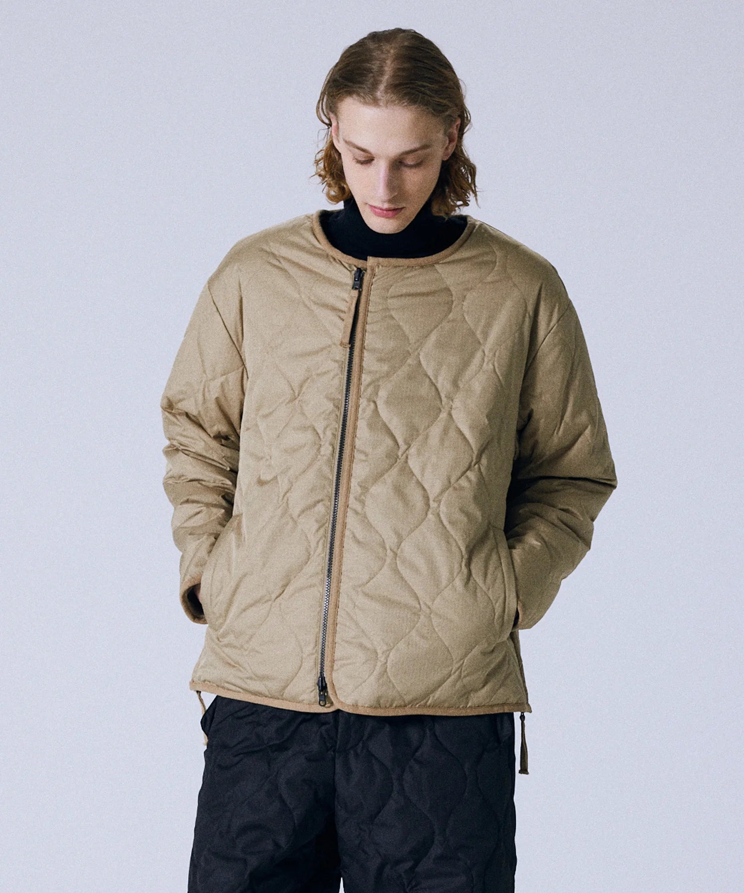 TAION / MILITARY REVERSIBLE "CREW NECK" DOWN JKT 【UNISEX】