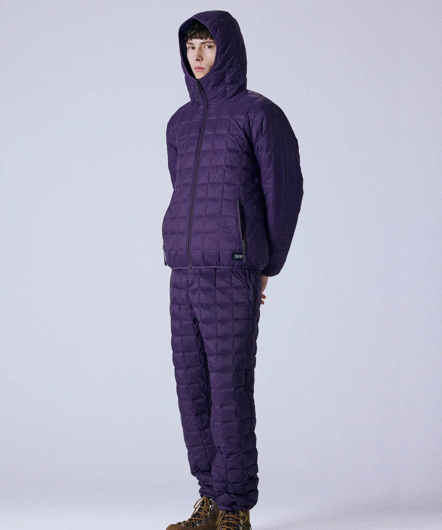 TAION / ”DOWN x BOA" REVERSIBLE HOODIE 【UNISEX】