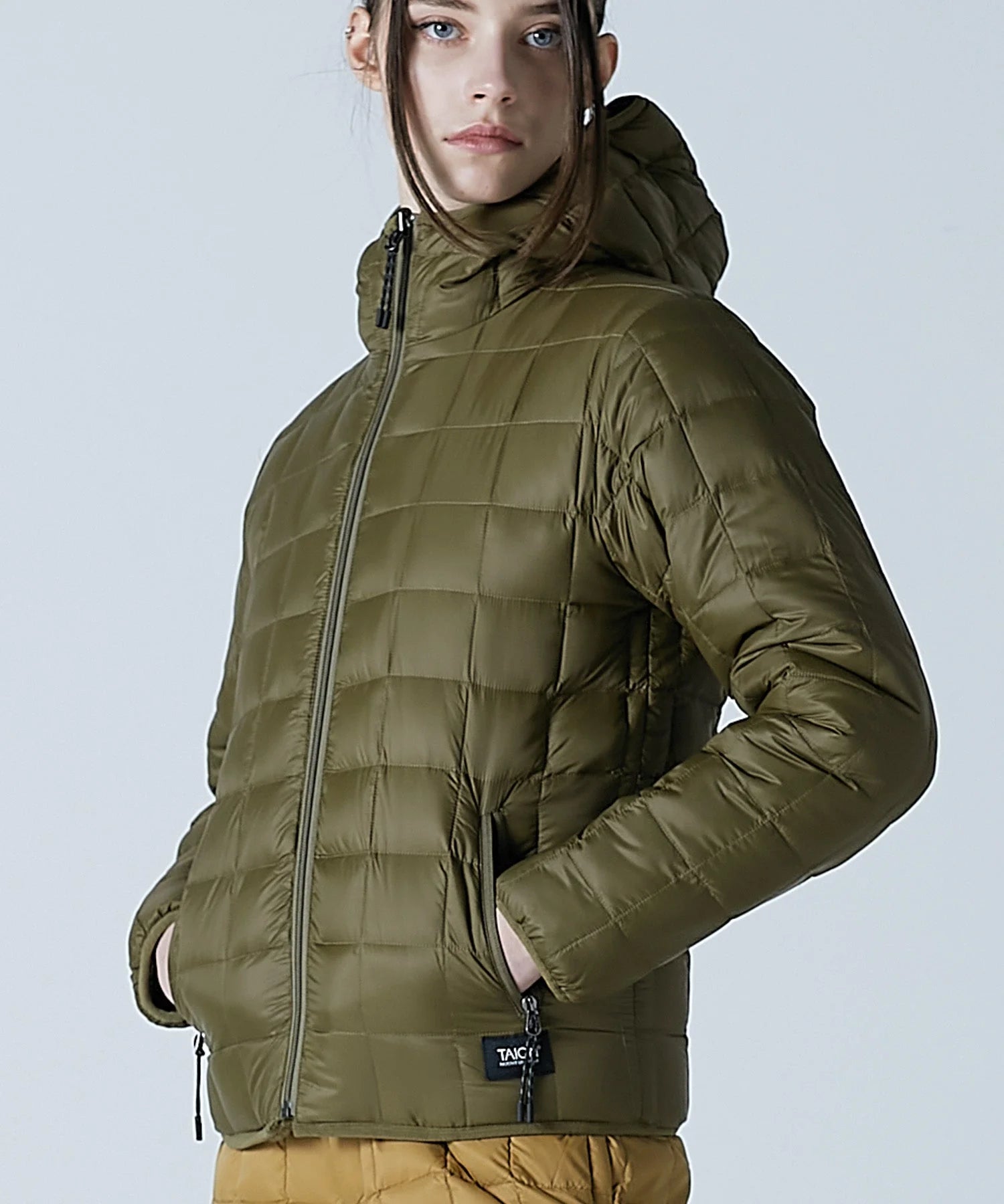 TAION / ”DOWN x BOA" REVERSIBLE HOODIE 【UNISEX】